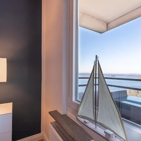 Mooi: Fantastisches Apartment Mit Seeblick Und Stil, Netflix Ploen Exterior photo