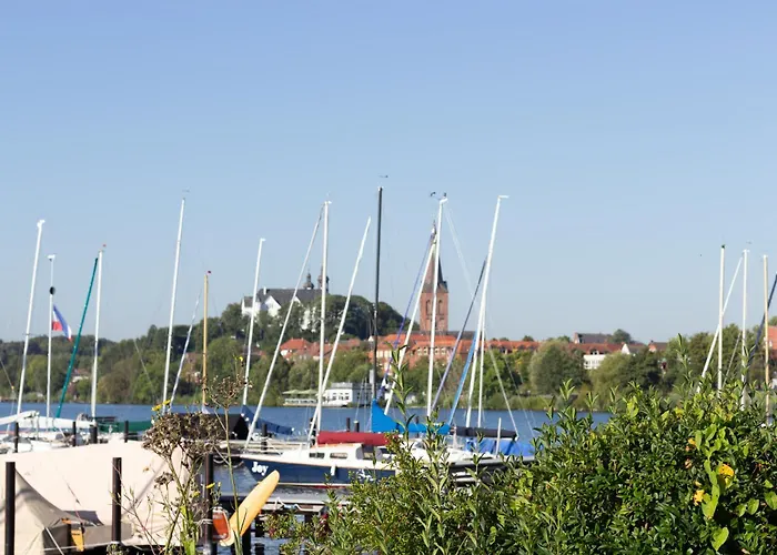 Mooi: Fantastisches Apartment Mit Seeblick Und Stil, Netflix