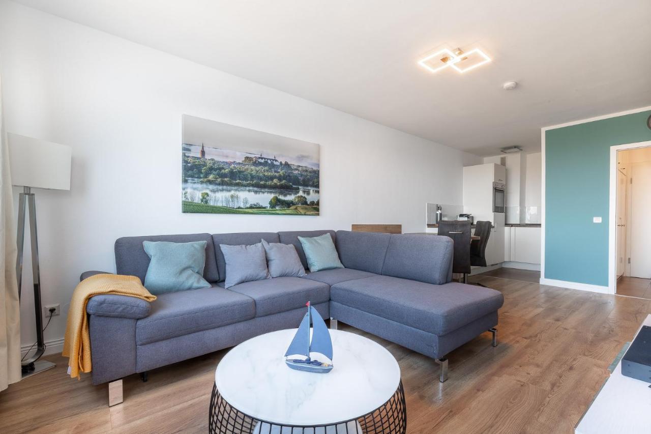 Mooi: Fantastisches Mit Seeblick Und Stil, Netflix Apartment *