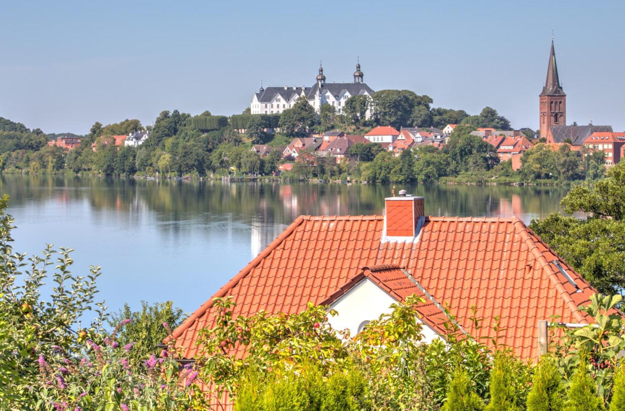 Apartment Mooi: Fantastisches Mit Seeblick Und Stil, Netflix Ploen